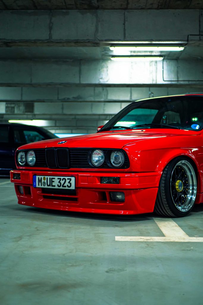 BMW E30 red
